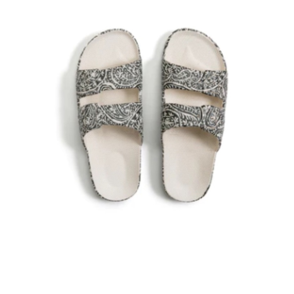 Freedom Moses brand new with tag woman’s 7/8